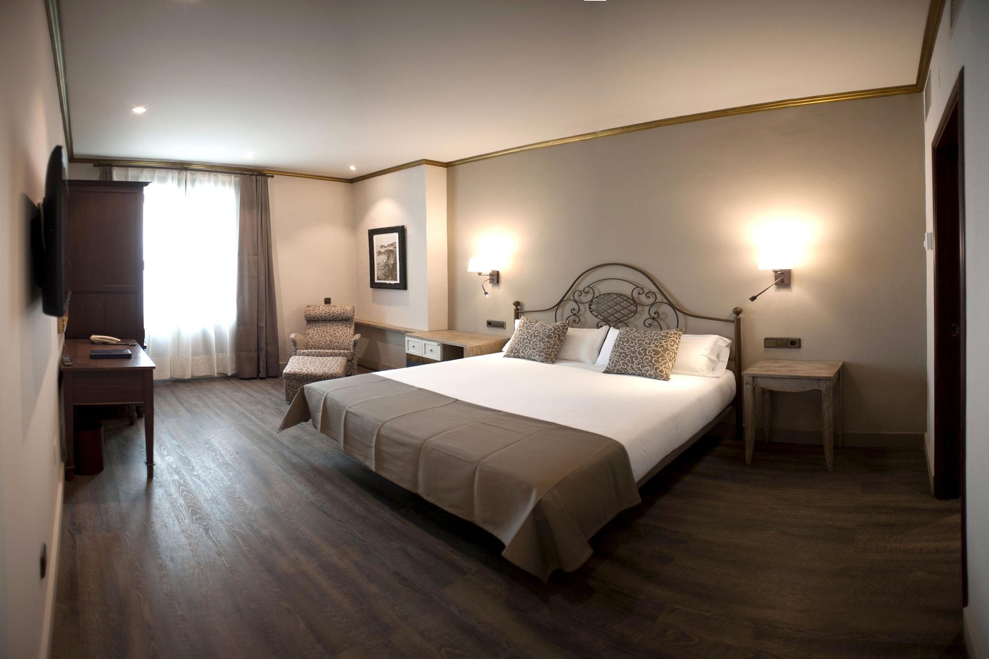 Diana Hotel 4*